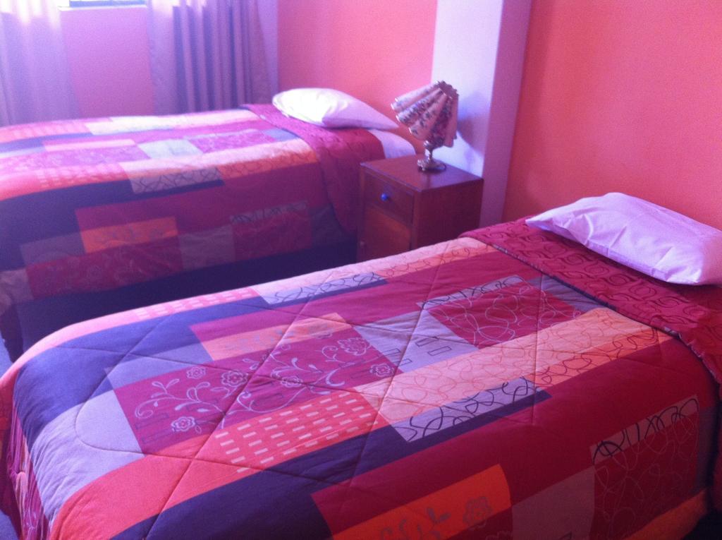 Hostal Tres Mascaras アヤクーチョ 部屋 写真